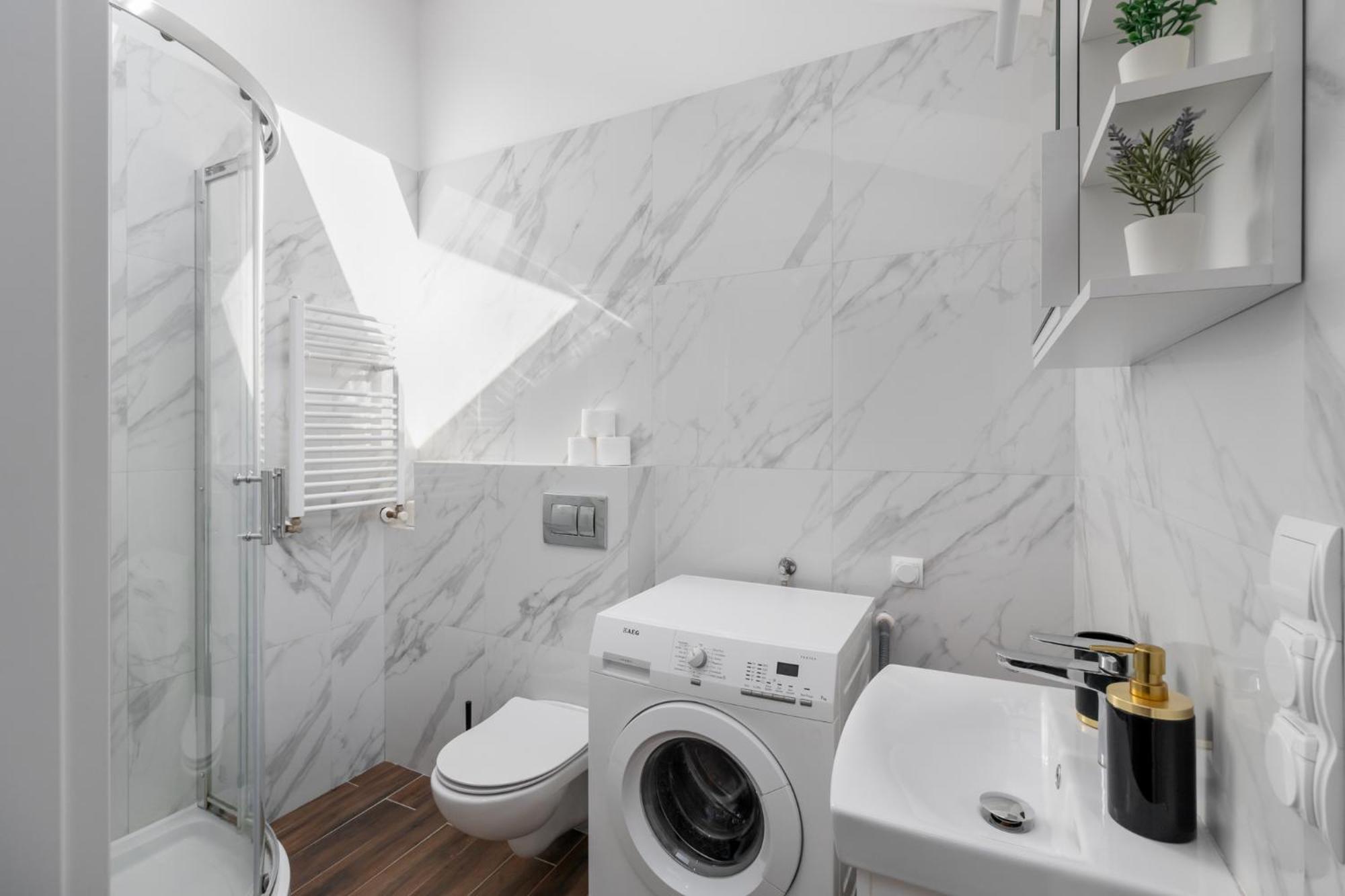 Close-Golden Apartments Warsaw&Marcinkowskiego المظهر الخارجي الصورة